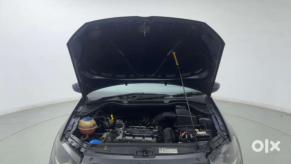 Volkswagen Polo Petrol Comfortline 1.2l, 2015, Petrol