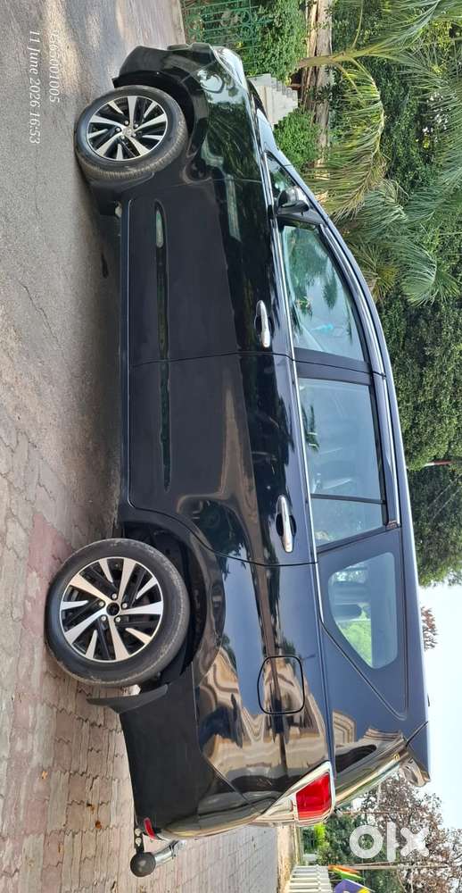 Toyota Innova Crysta 2.4 Zx Mt, 2024, Diesel