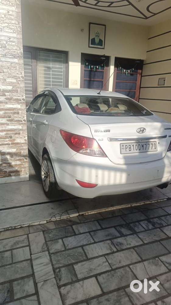 All Ok  Good Condition Ac Ok 2 Keys