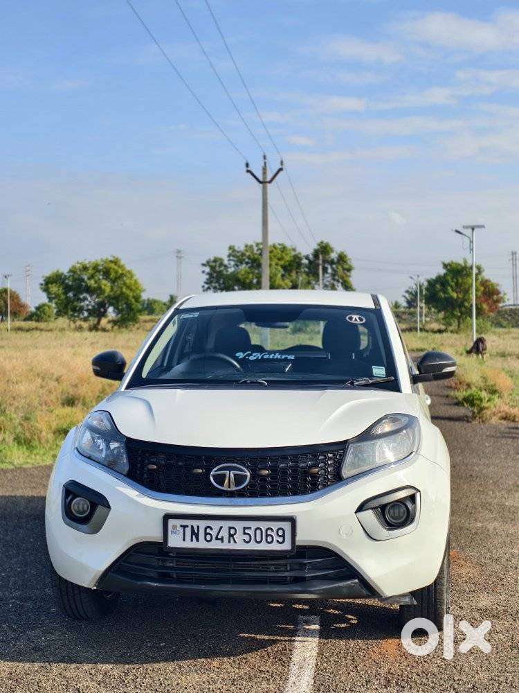 Tata Nexon 1.2 Revotron Xm (s), 2018, Petrol