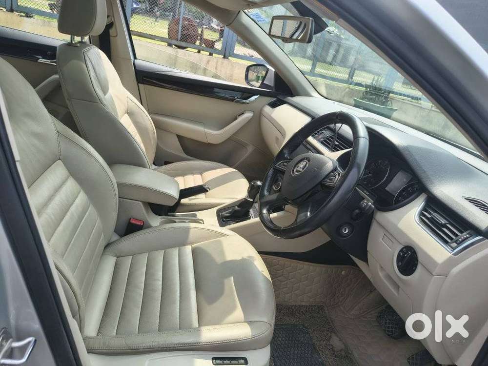 Skoda Octavia 1.8 Elegance Tsi At, 2015, Petrol