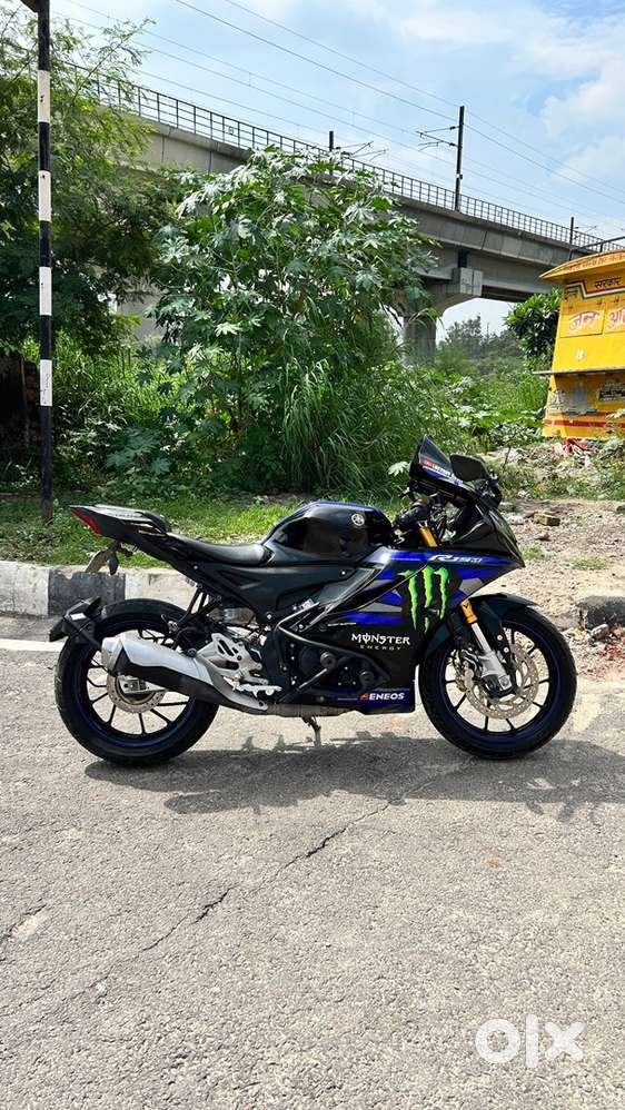 Yamaha R15M Monster Edition