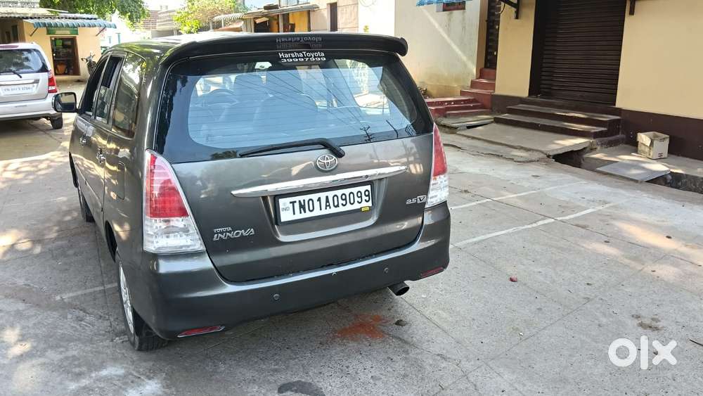Toyota Innova 2.5 V 7 Str, 2011, Diesel