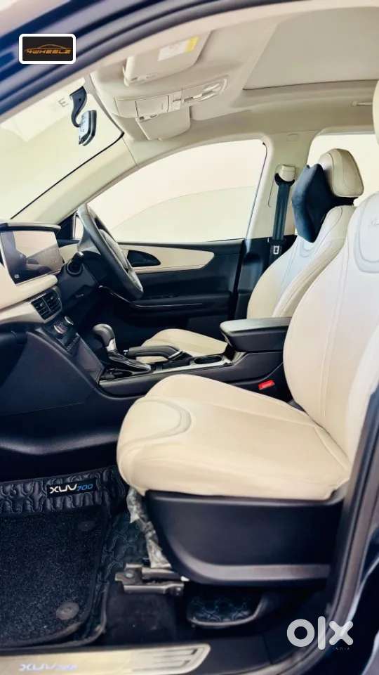 Mahindra Xuv700 2.2 Ax 5 Diesel At 7 Str, 2024, Diesel