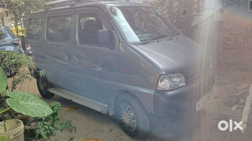 Maruti Suzuki Eeco 7 Seater Standard, 2017, Petrol