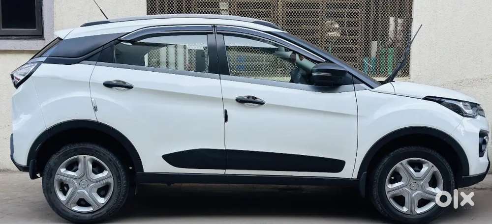 Tata Nexon Petrol 2021 2nd Owner