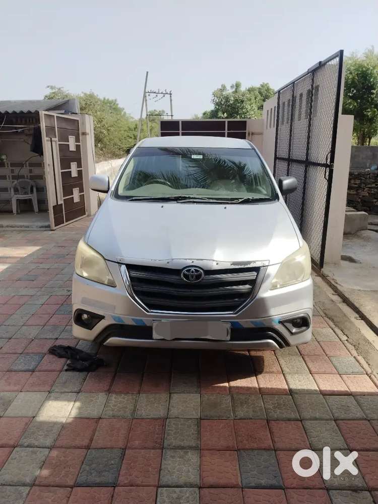 Innova 2.5 G 7 Seater Diesel