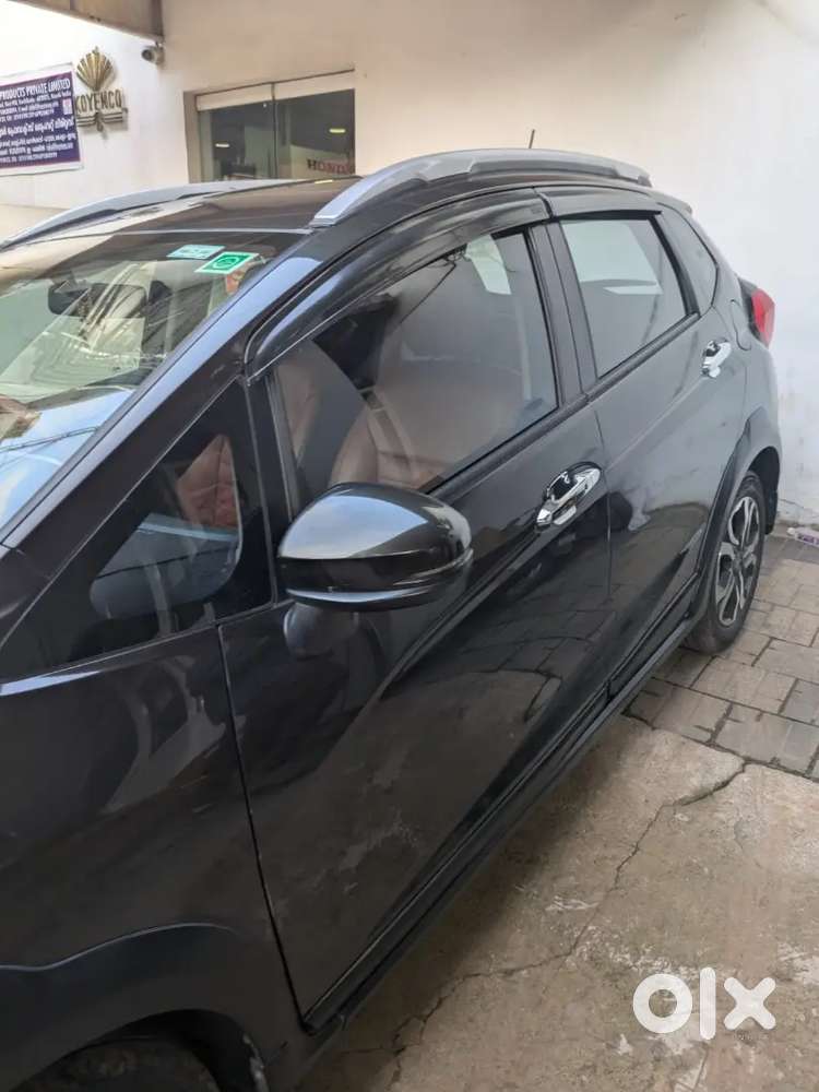 Dealer Service Sparingly Used Honda Wr-v 2018 Diesel 40000 Km Driven