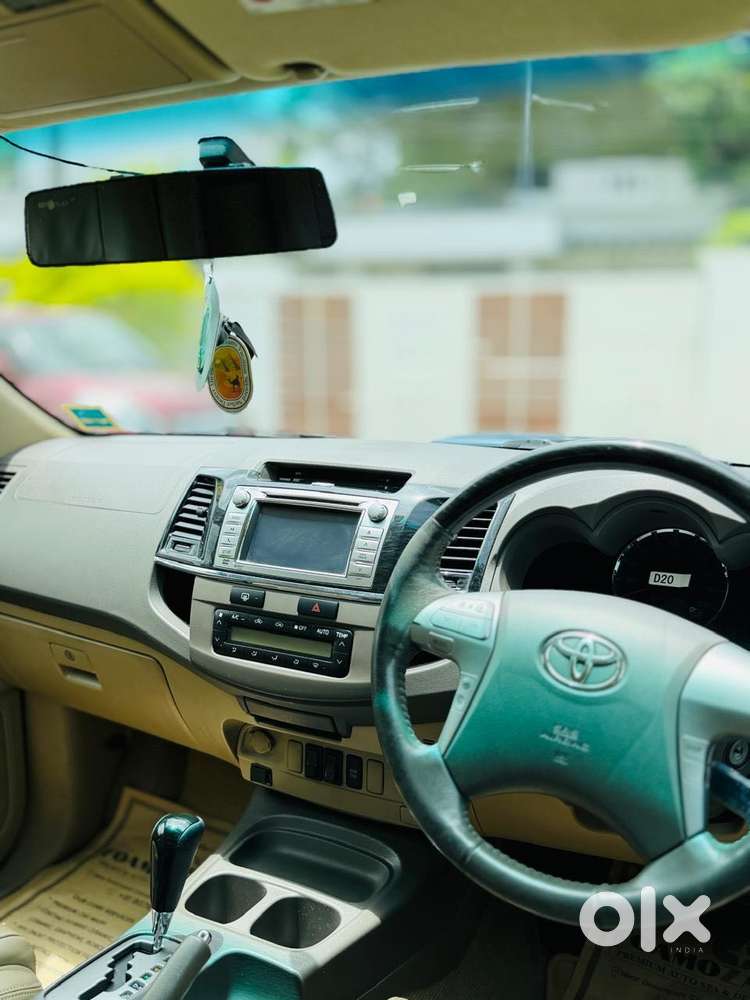 Toyota Fortuner 3.0 4x2 Automatic, 2012, Diesel