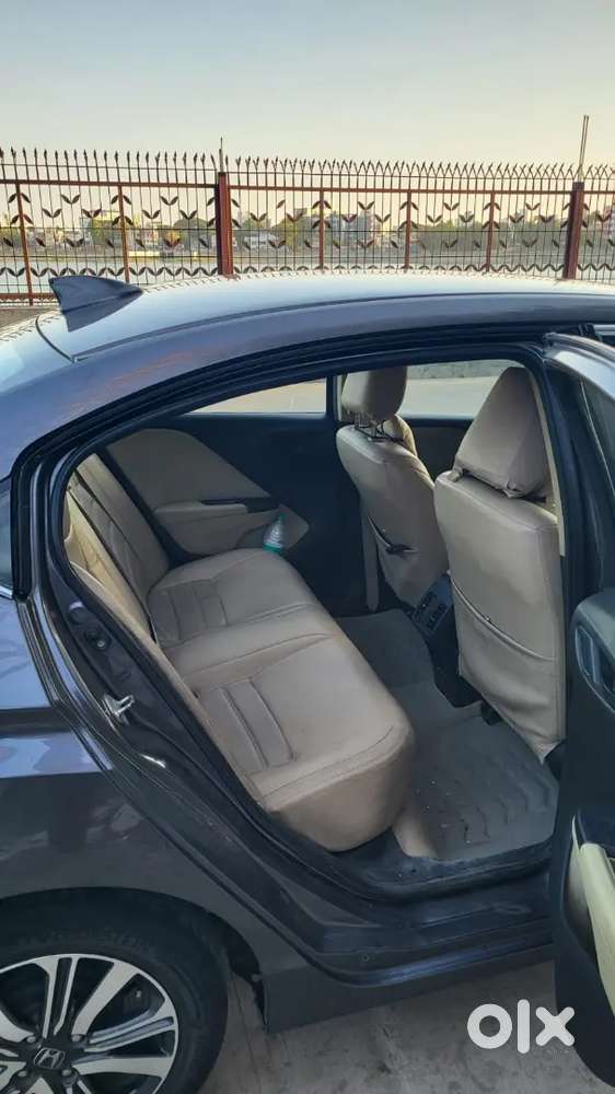 Honda City 2020 Cng & Hybrids 98000 Km Driven