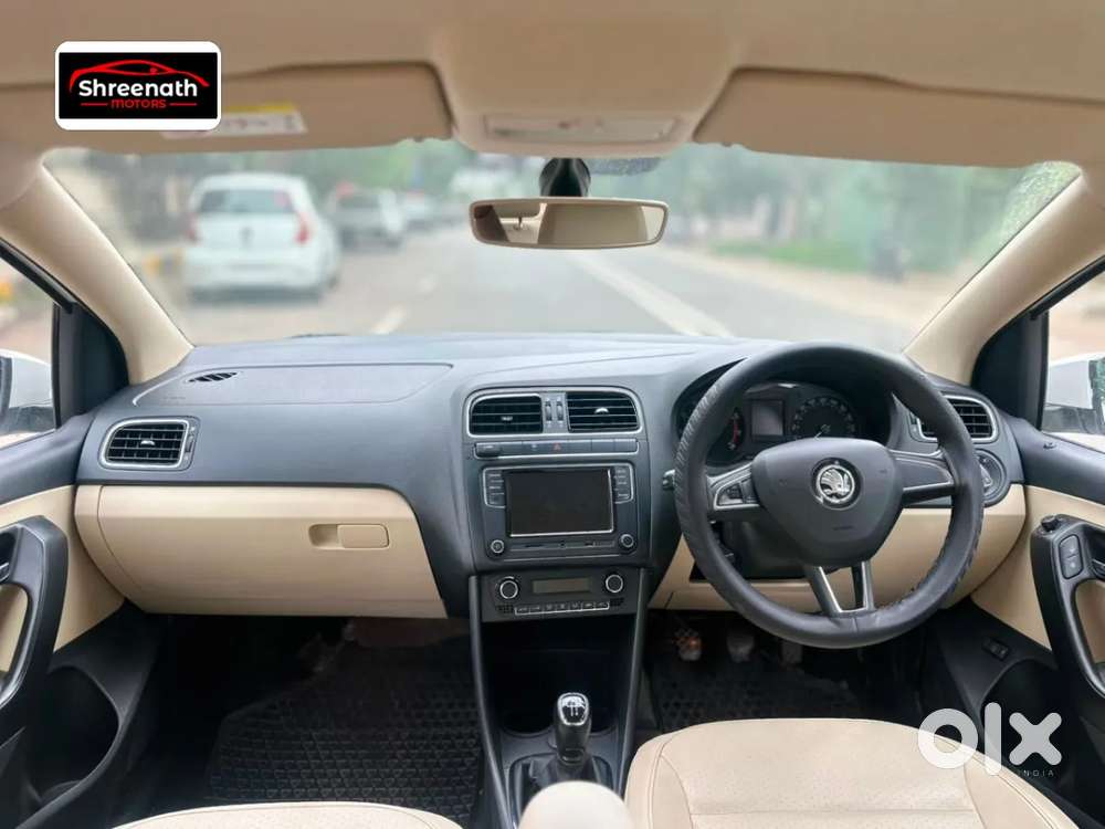 Skoda Rapid 1.6 Mpi At Elegance, 2017, Petrol