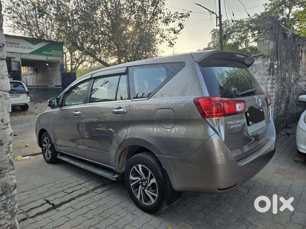 Toyota Innova Crysta 2.4 G Mt, 2021, Diesel