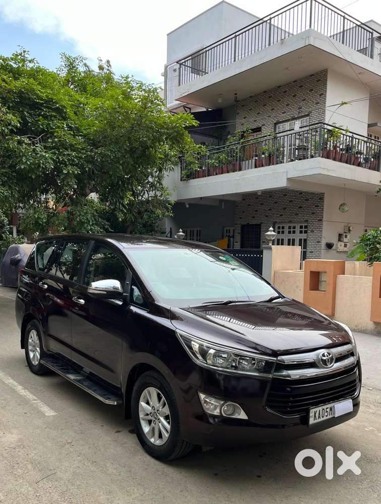 Toyota Innova Crysta 2.8 Gx At, 2017, Diesel