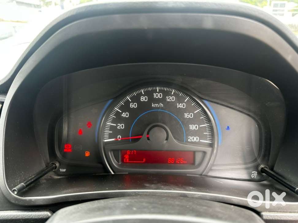 Maruti Suzuki Baleno 1.3 Sigma, 2017, Petrol