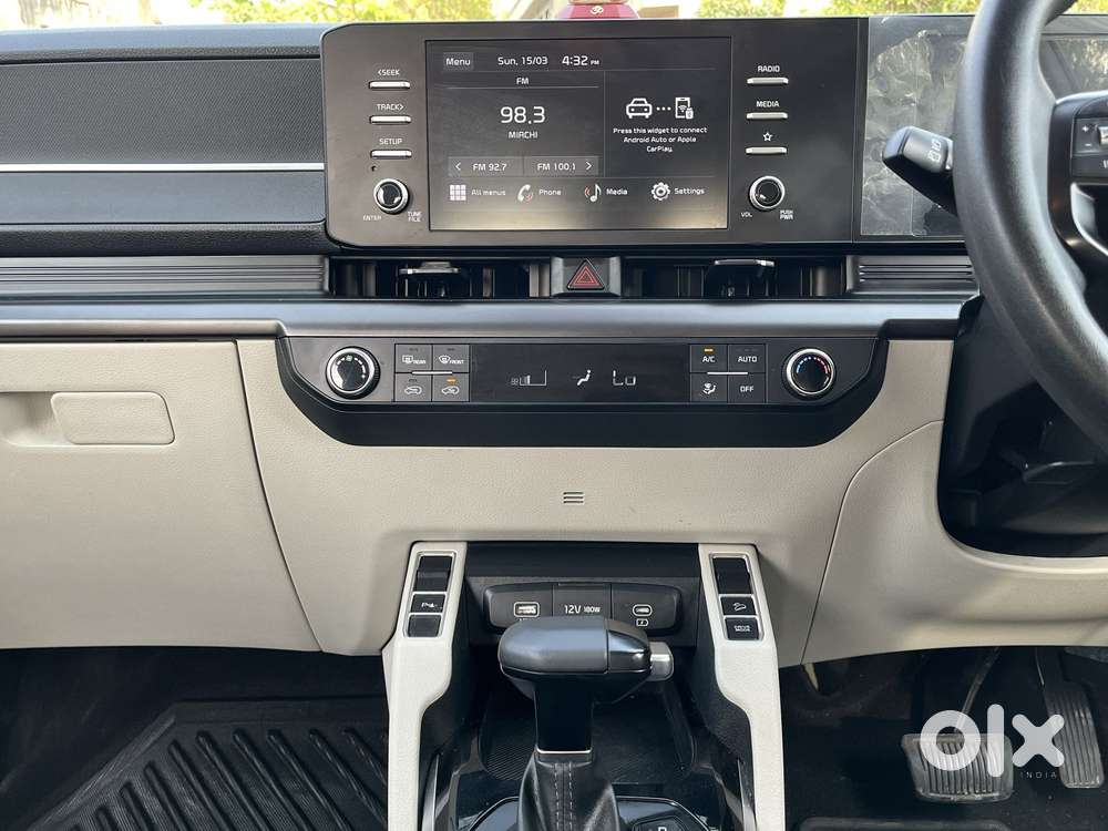 Kia Carens Clavis Htk, 2025, Petrol