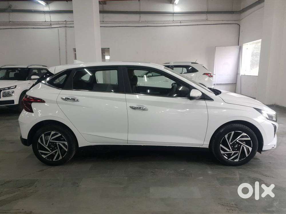 Hyundai New I20 1.2 Asta (o) Mt, 2025, Petrol