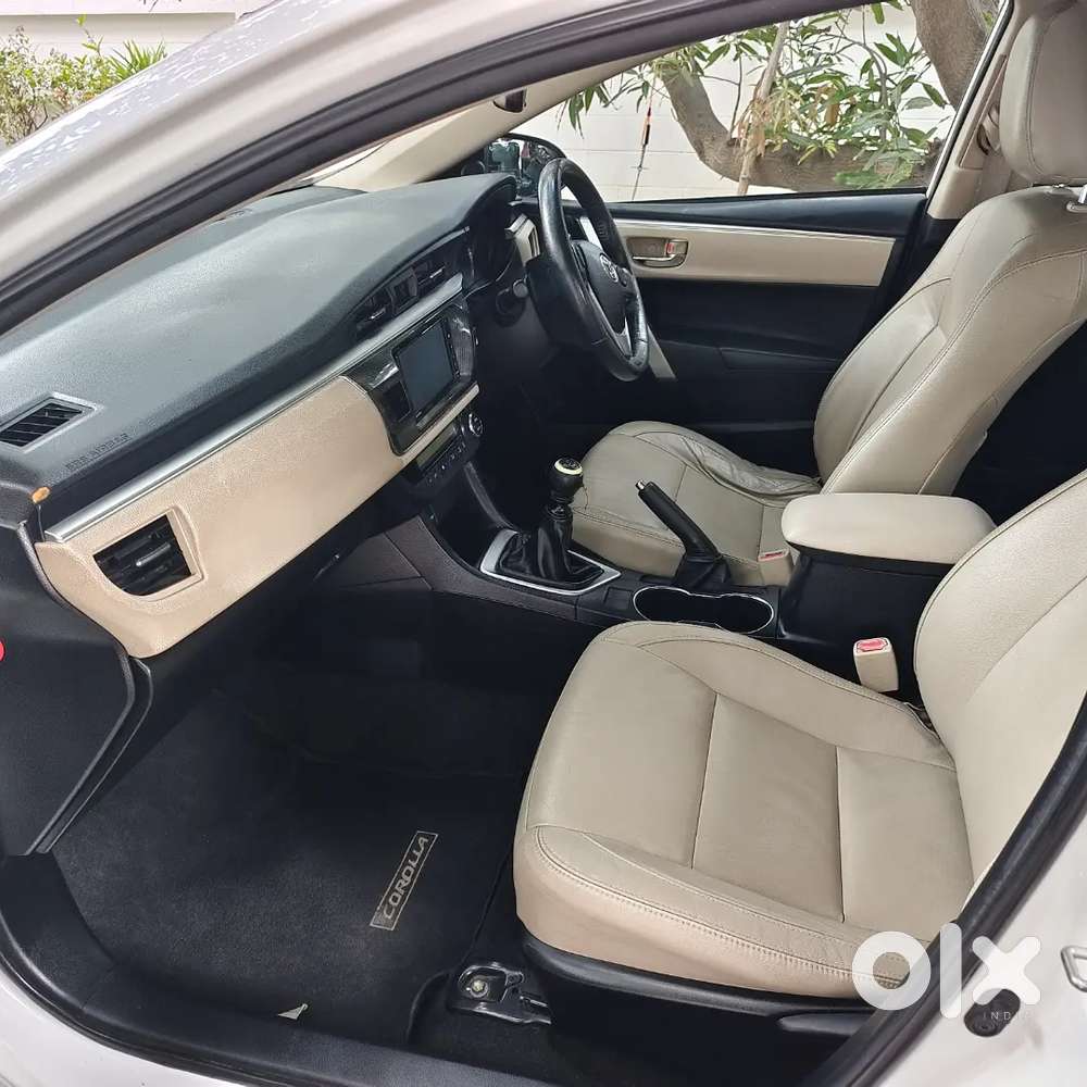 Toyota Corolla Altis 1.4 Manual 2014