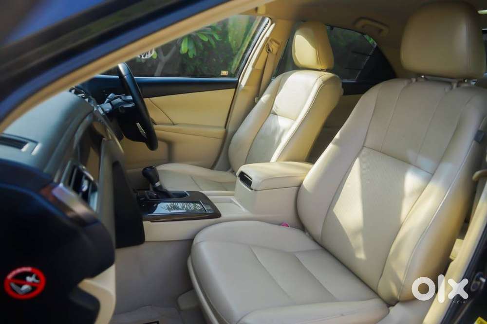Toyota Camry Hybrid 2.5, 2017, Cng & Hybrids