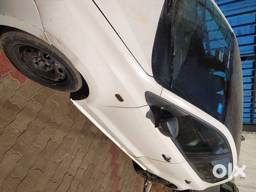 Polo Black & White Edition Well Maintained