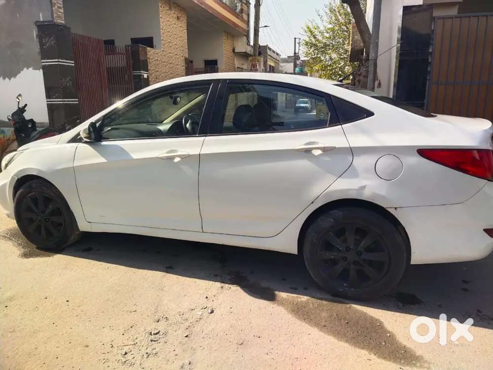 Price-focused: Urgent Sale: 2011 Hyundai Verna Fluidic Good Condition