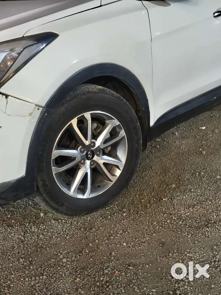 Hyundai Santa Fe 2015 Diesel 135000 Km Driven