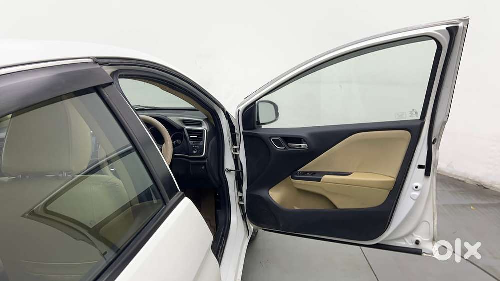 Honda City 1.5 V 4th Gen I-vtec Mt, 2022, Petrol