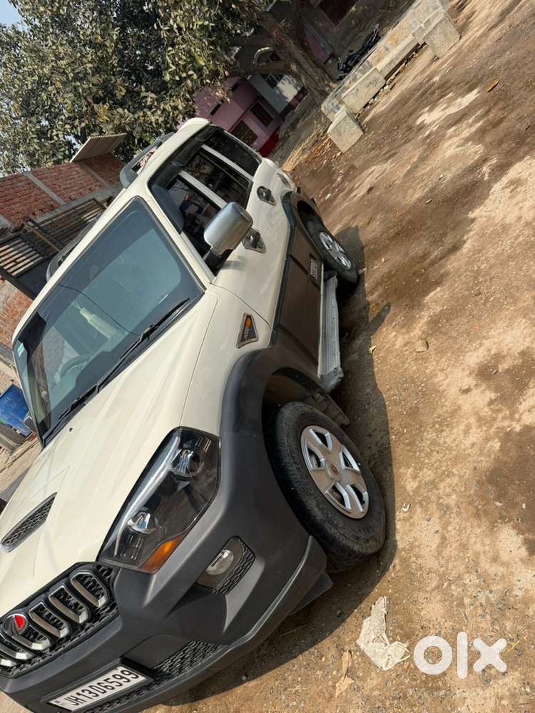 Mahindra Scorpio 2017 Diesel Well Maintained