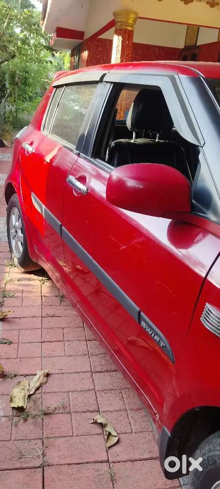 Maruti Suzuki Swift 2006 Petrol 97000 Km Driven