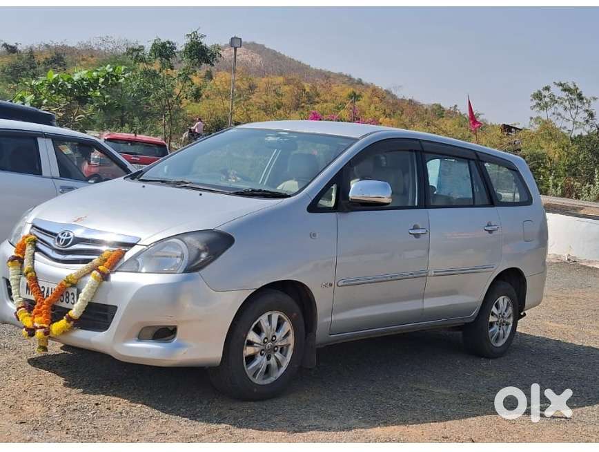 Toyota Innova 2010 Diesel Well Maintained