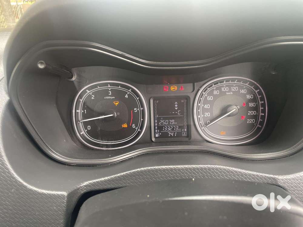 Maruti Suzuki Brezza Zdi Plus, 2018, Diesel