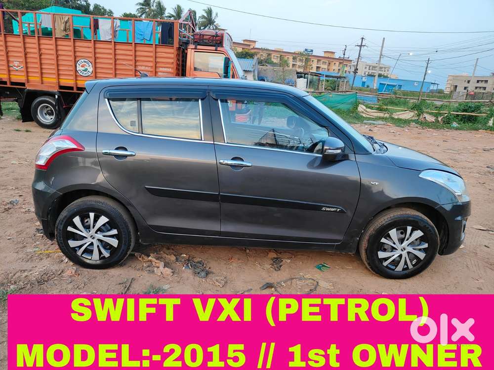 Maruti Suzuki Swift Vxi Optional, 2015, Petrol