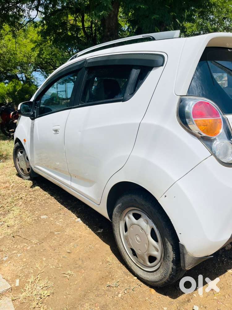 Chevrolet Beat Petrol 2011