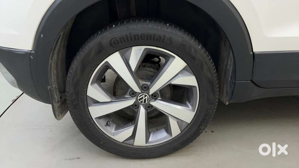 Volkswagen Taigun Topline 1.0 Tsi At (electric Seats), 2022, Petrol
