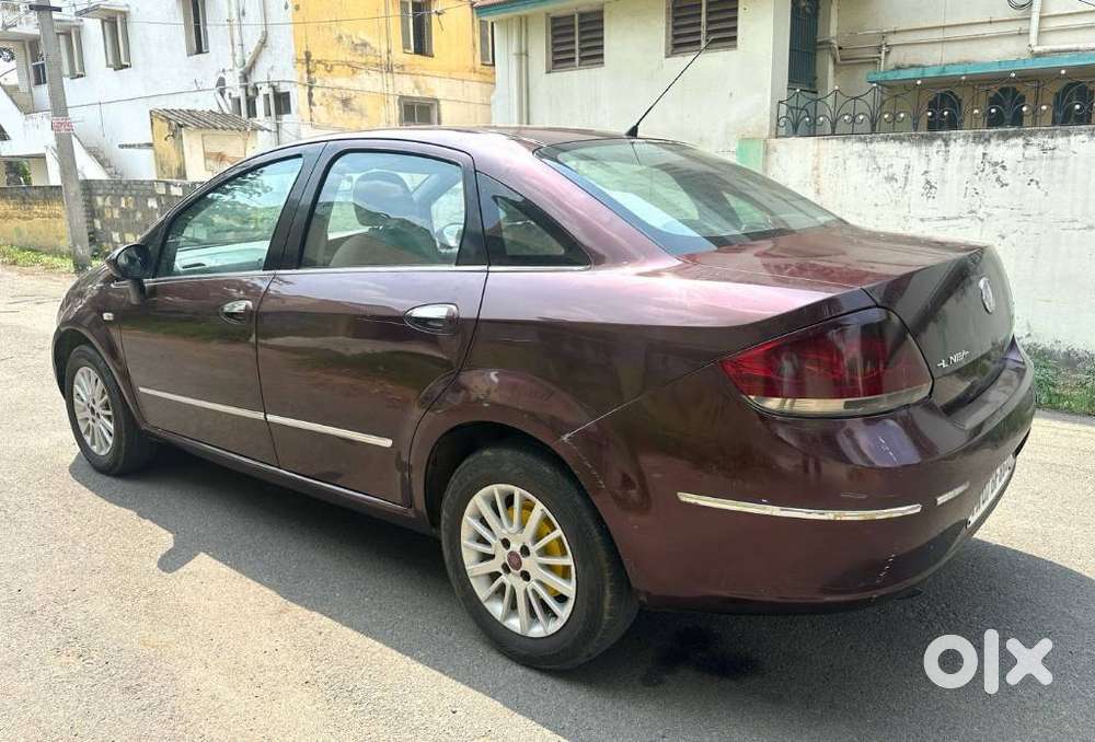 Fiat Linea Emotion (o) Fire, 2010, Diesel