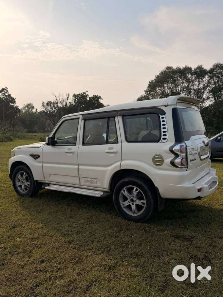 Mahindra Scorpio S4 Plus, 2017, Diesel