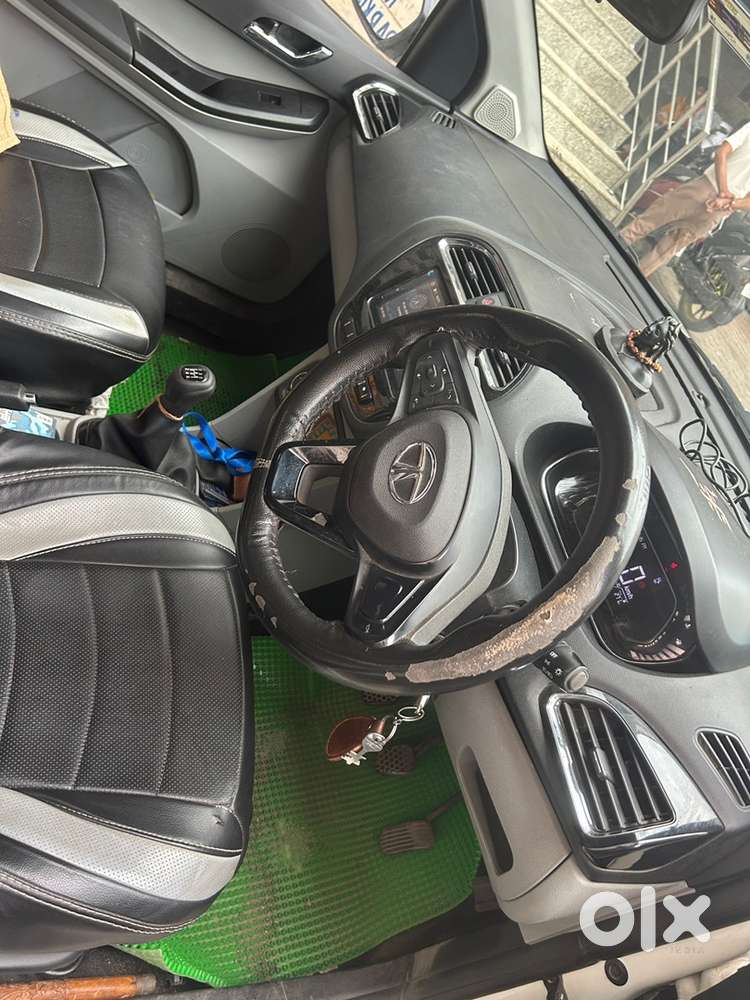Tata Tiago Petrol 2024
