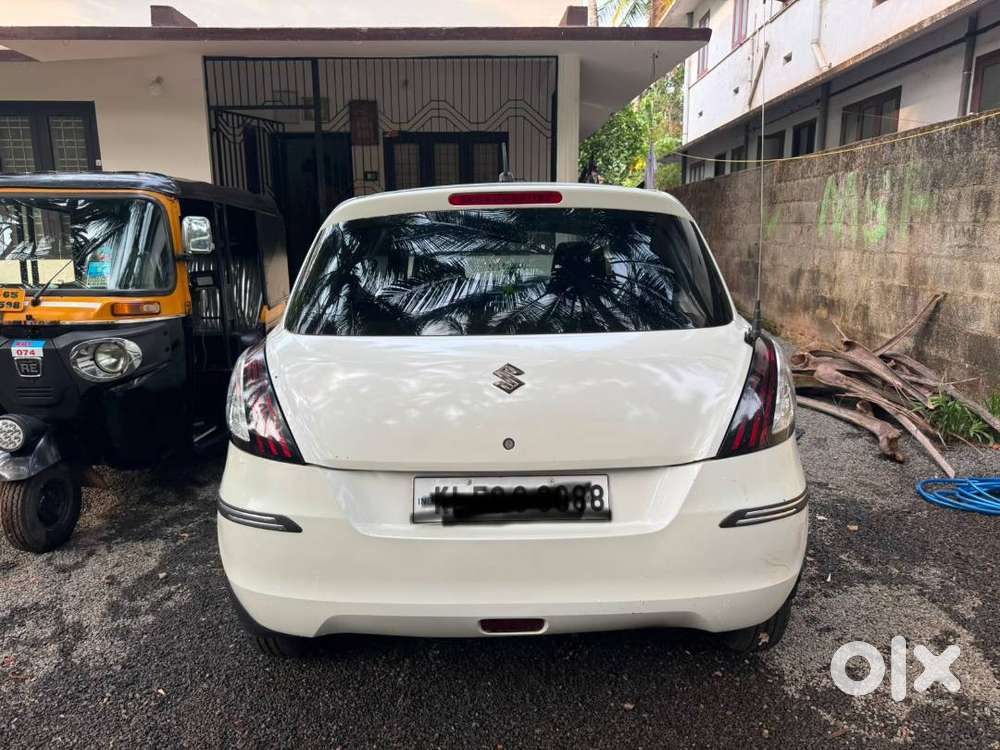 Swift Ldi 2011 Petrol