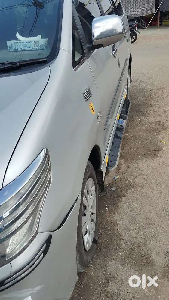 Toyota Innova 2013
