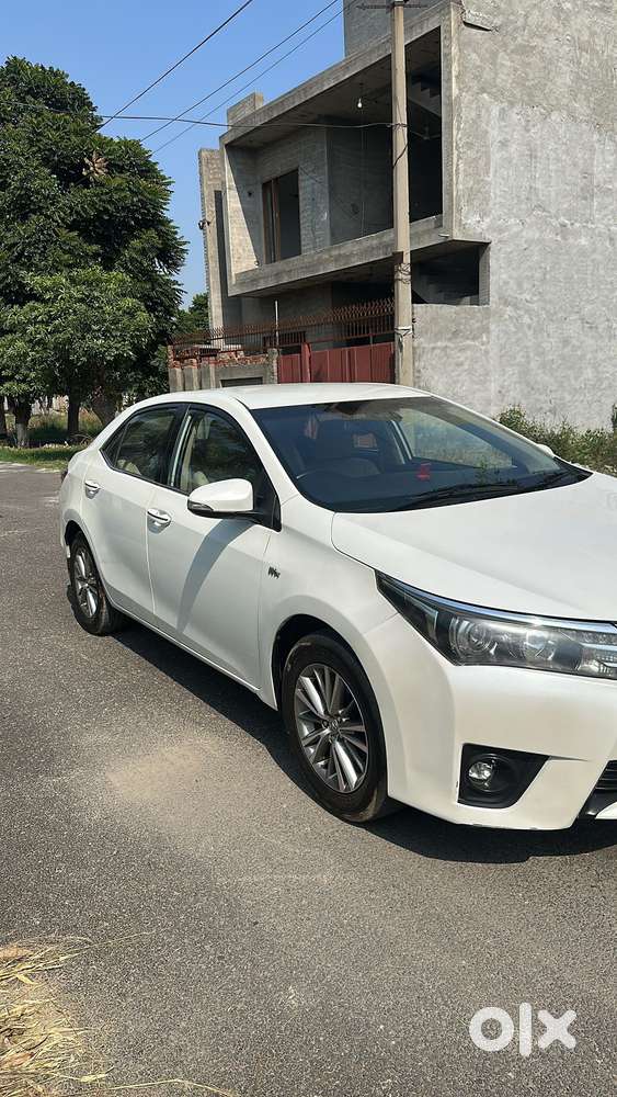 Toyota Corolla Altis Vl At, 2014, Petrol