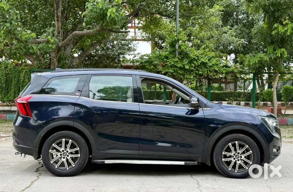 Mahindra Xuv700 2.0 Ax 7 Petrol At Str, 2022, Petrol