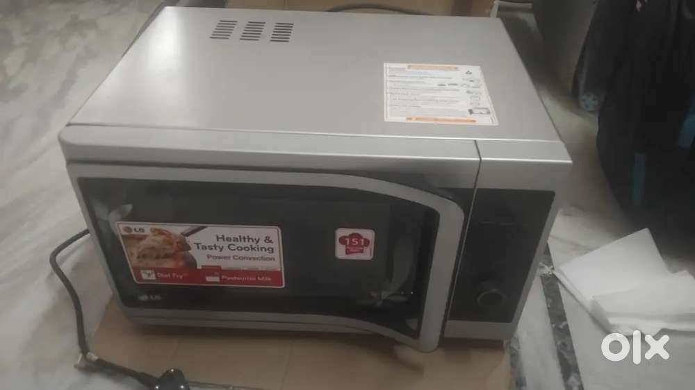 Title: LG 28 Litre Convection Microwave Oven (Model: MC2883SMP)