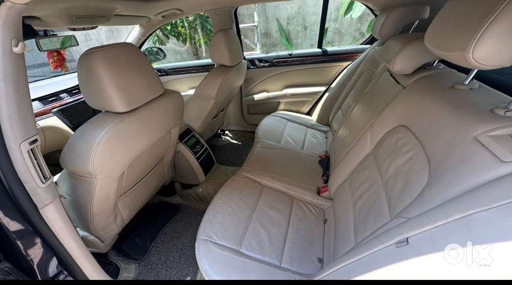 Skoda Superb Petrol 2014 Manual Transmission