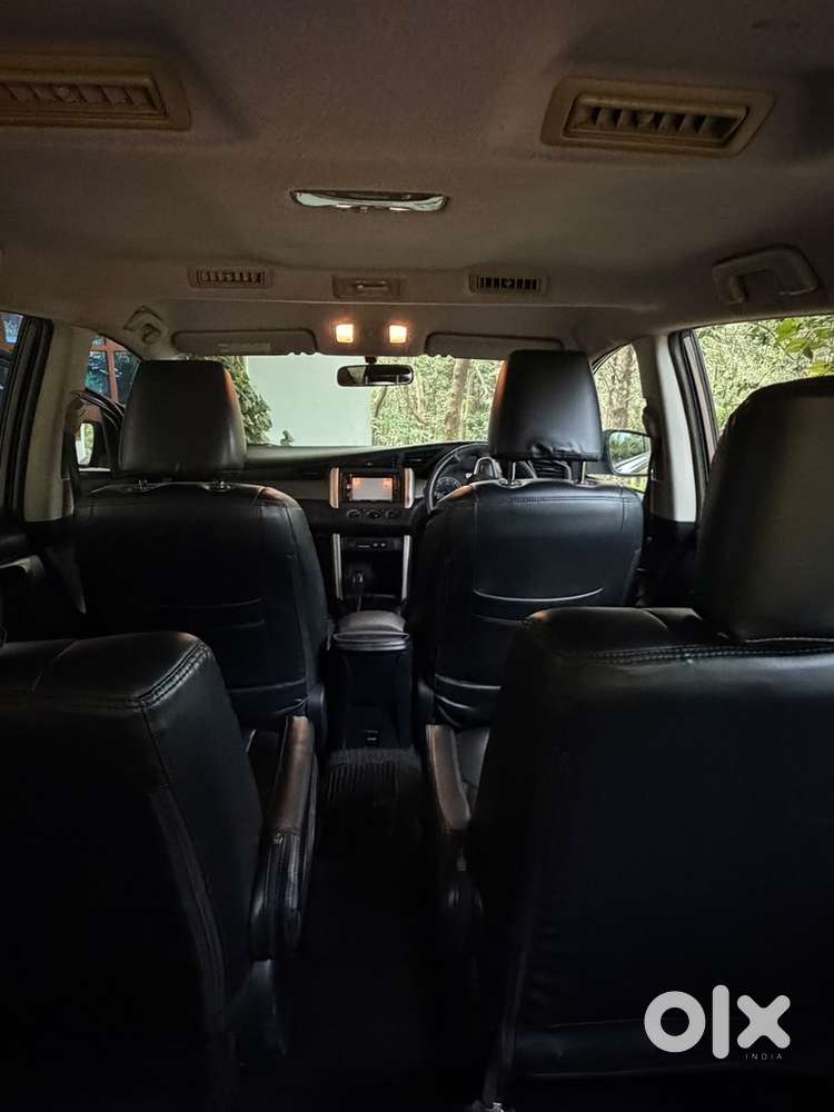 2016 Toyota Innova Crysta 2.8 G