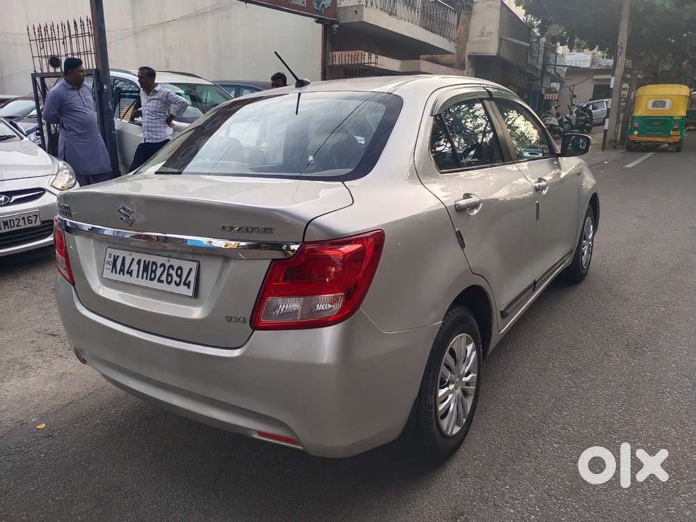 Maruti Suzuki Swift Dzire 1.2 Vxi Bsiv, 2017, Petrol