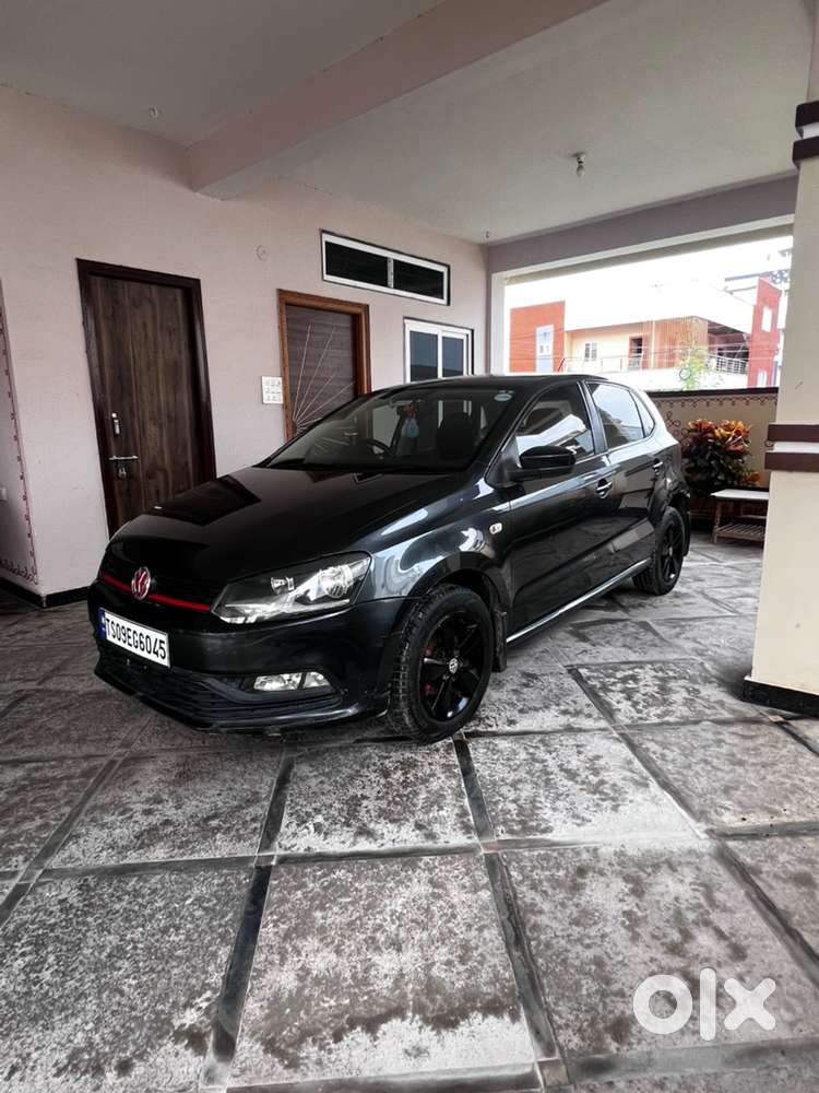 Volkswagen Polo 1.5 Tdi – 2015  Carbon Grey Metallic
