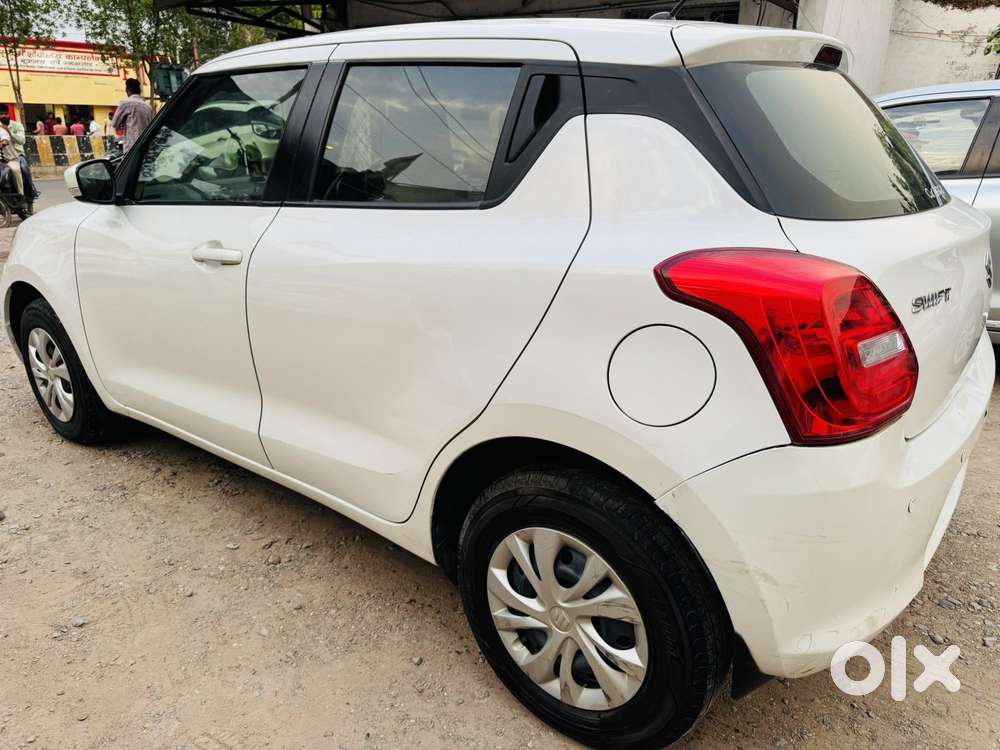 Maruti Suzuki Swift Vxi Ags, 2019, Petrol