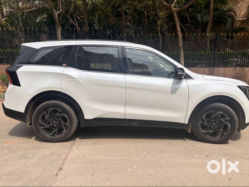 Xuv7xo Ax7 Diesel At White, 4 Months Used