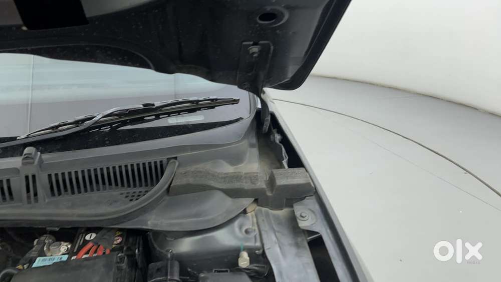 Skoda Slavia Style 1.0l Tsi Mt, 2023, Petrol