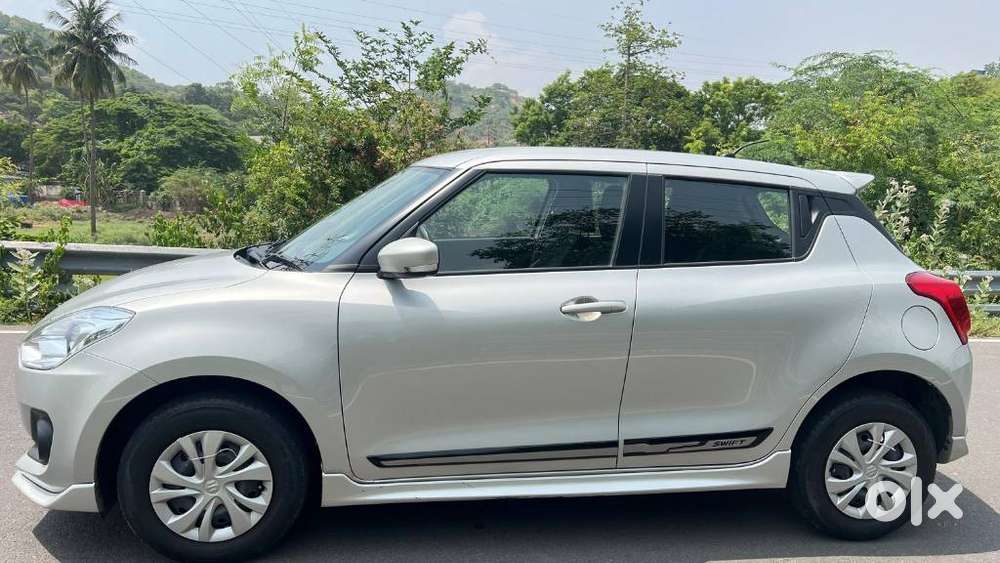 Maruti Suzuki Swift Vxi Optional, 2022, Petrol