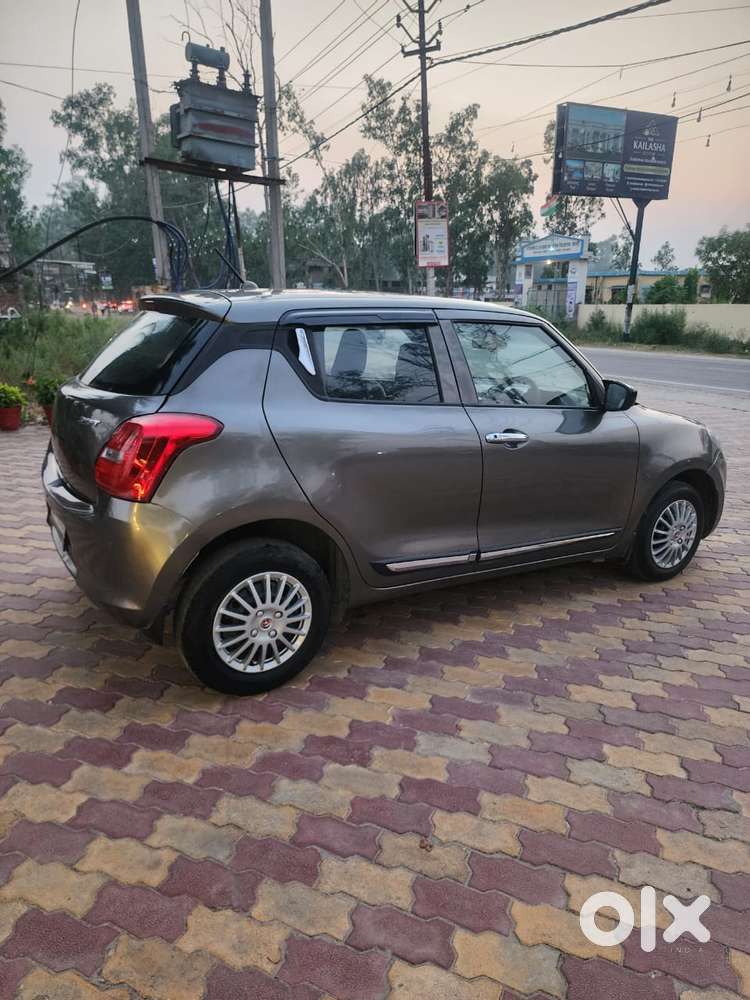 Maruti Suzuki Swift Vxi Abs Bsiv, 2022, Petrol